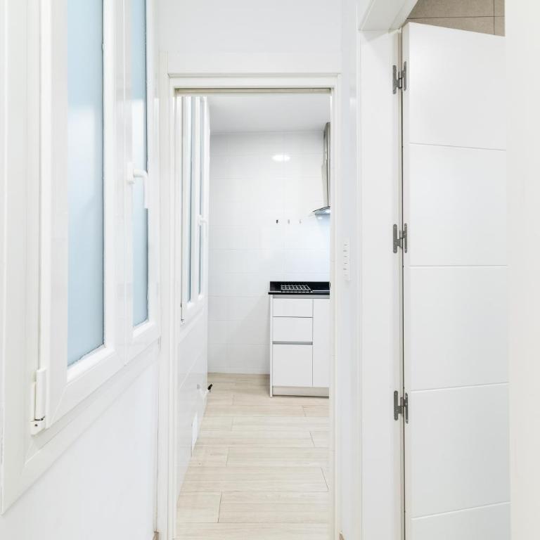 Alojamiento con Encanto en Corazón Granada - Two-Bedroom Apartment - 3