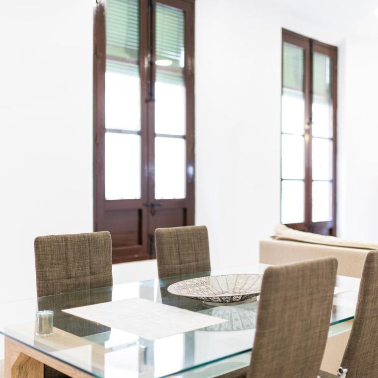 Alojamiento con Encanto en Corazón Granada - Two-Bedroom Apartment - 35