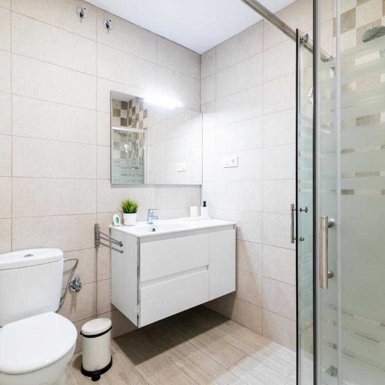 Alojamiento con Encanto en Corazón Granada - Two-Bedroom Apartment - 18