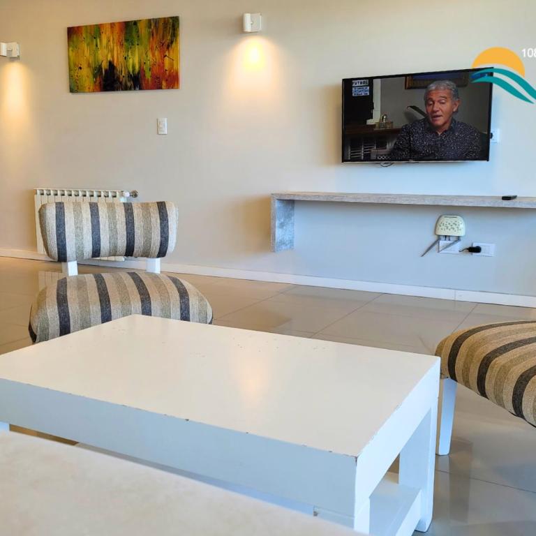 Departamentos frente al mar 108 y el mar - One-Bedroom Apartment with Balcony - 5