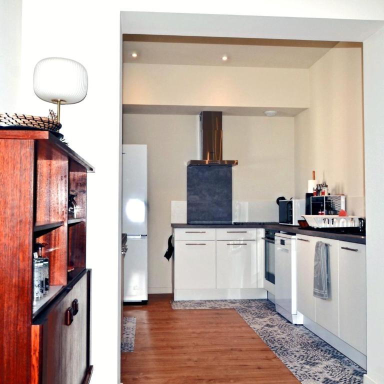 La Pause du Savoir Albigeois - Garage - Climatisation - Centre ville - Three-Bedroom House - 13