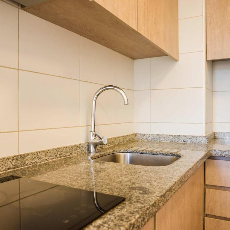 Chic 1BR in Centro Steps from Metro & Attractions - Apartment - 7