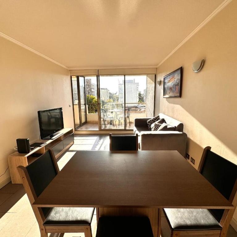 Departamento en Reñaca a metros de la Playa - Two-Bedroom Apartment - 8