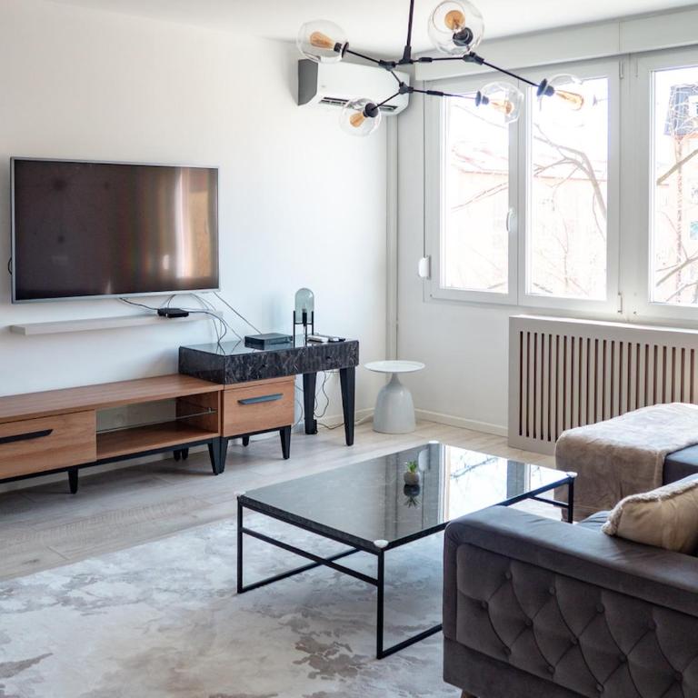 Cheyf Central Lux - One-Bedroom Apartment - 6