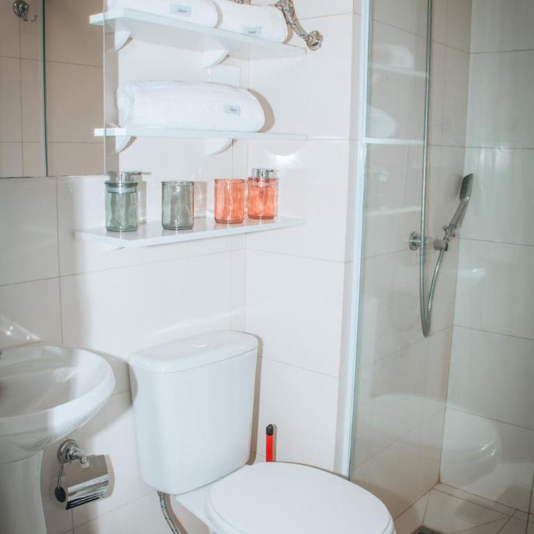 Stylish studio with gym, padel court and pool - Two-Bedroom Apartment - 24
