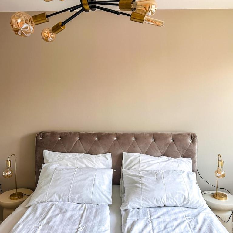 Cheyf Central Lux - One-Bedroom Apartment - 24