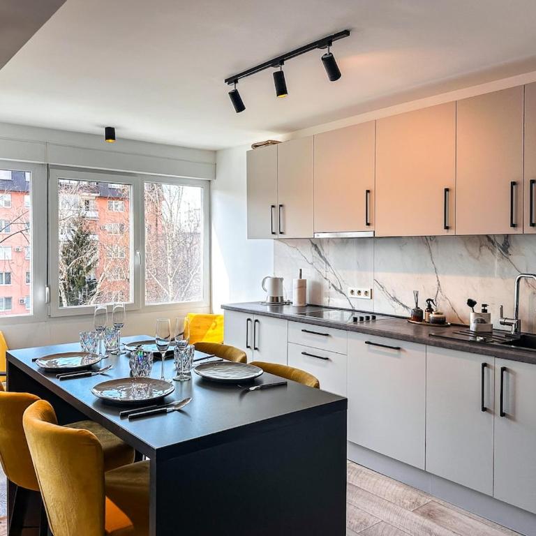 Cheyf Central Lux - One-Bedroom Apartment - 26