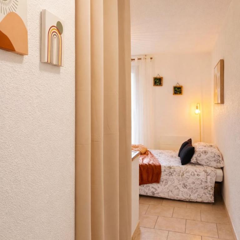 Studio cosy proche Thermes avec parking gratuit - Studio avec Canapé-Lit - 8