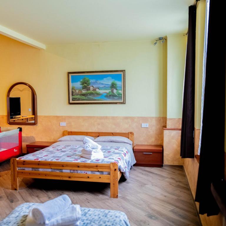 Agriturismo La Fornace - Camera Quadrupla Comfort - 14