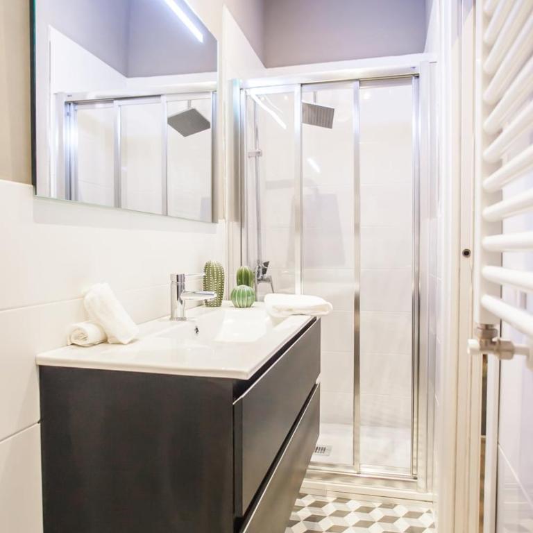 Rentalis - Tirso de Molina Apartment - Two-Bedroom Apartment - 4