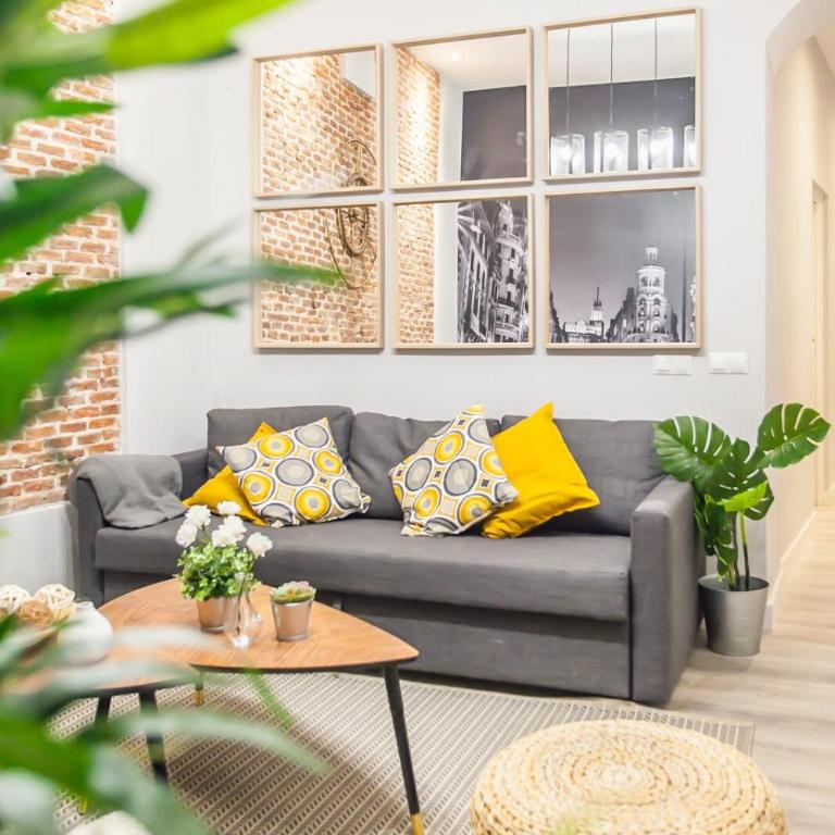 Rentalis - Tirso de Molina Apartment - Two-Bedroom Apartment - 38