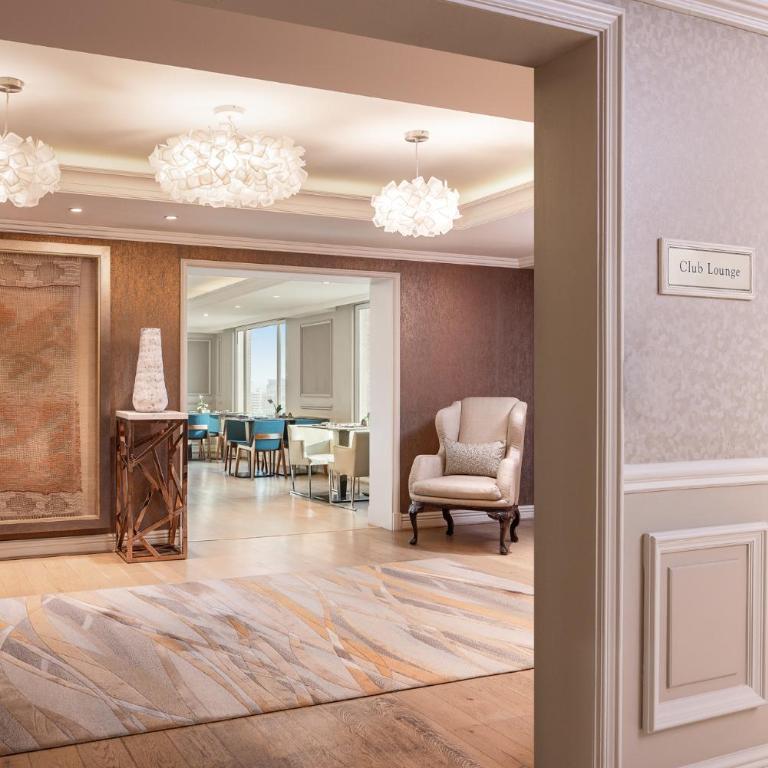 The Ritz-Carlton, Santiago - Deluxe King Room with Terrace - Club Lounge Access - 6