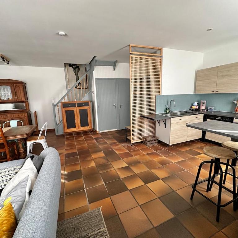 Marius Charmante maison pour 6 pers avec Jardin clos et Parking - Three-Bedroom Vacation Home - 23