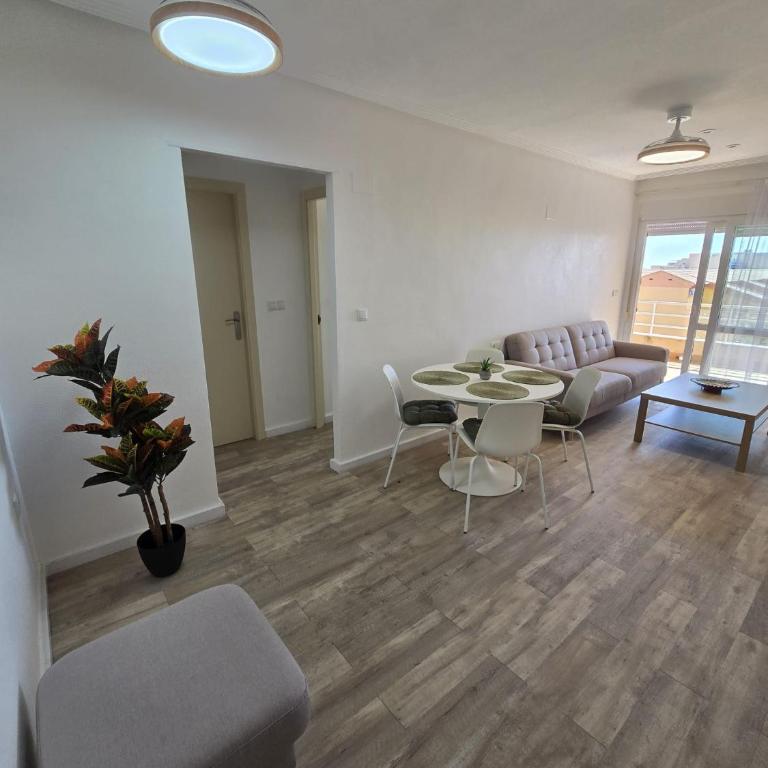 Cabo Roig 2 bed apartment with sea views - Apartamento de 2 dormitorios - 14