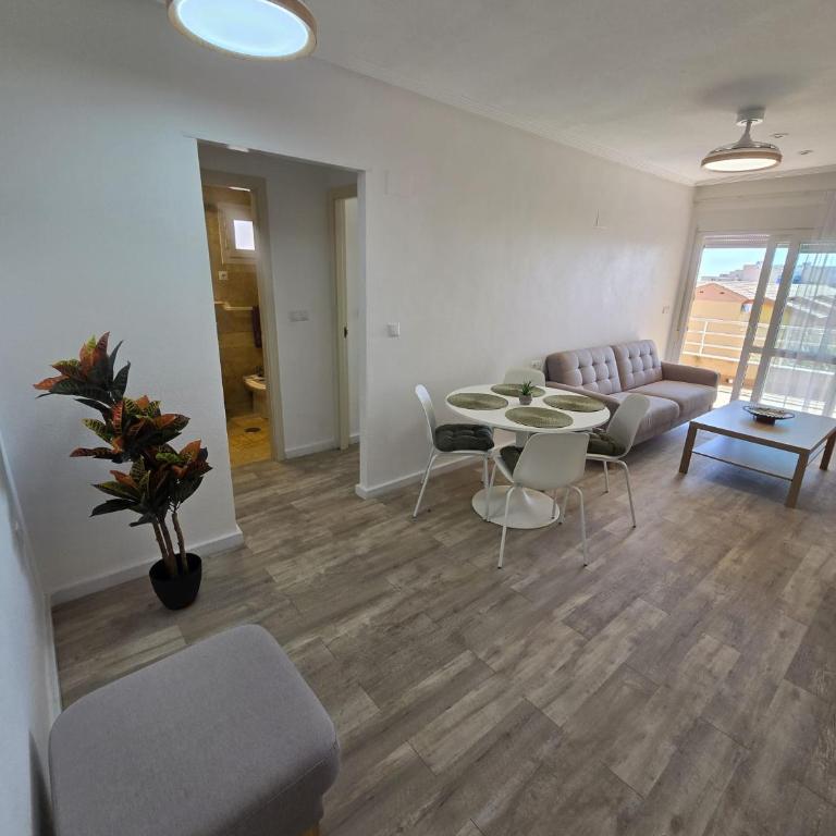 Cabo Roig 2 bed apartment with sea views - Apartamento de 2 dormitorios - 5