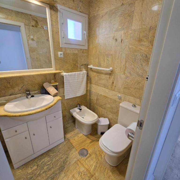 Cabo Roig 2 bed apartment with sea views - Apartamento de 2 dormitorios - 25