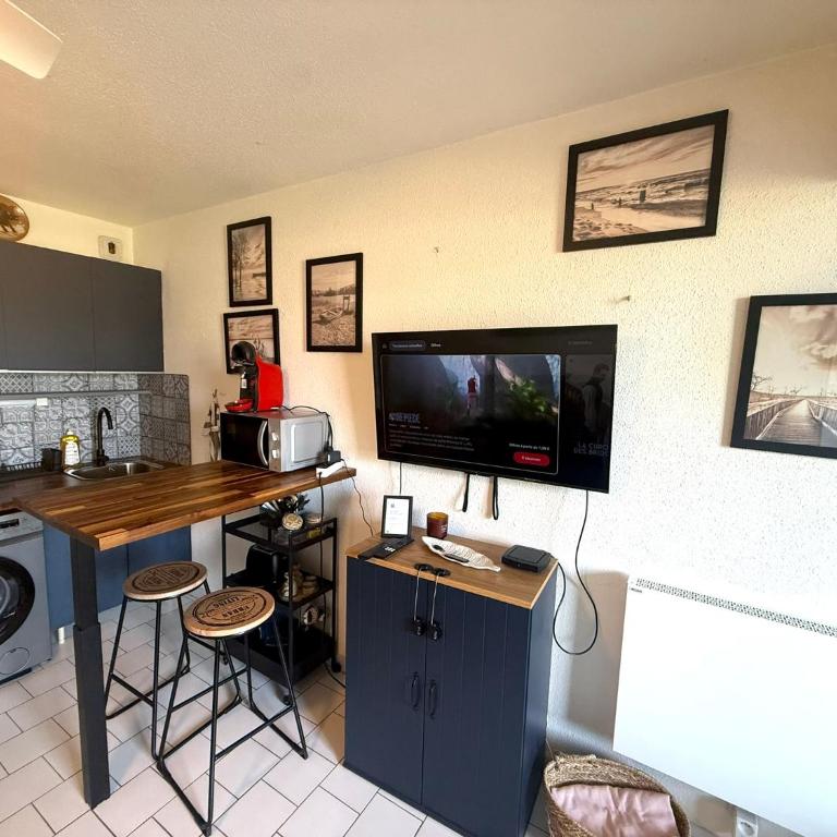 Appart Grande motte Quartier Couchant - Parking - Balcon- Piscine - Plage 300m - One-Bedroom Apartment - 3
