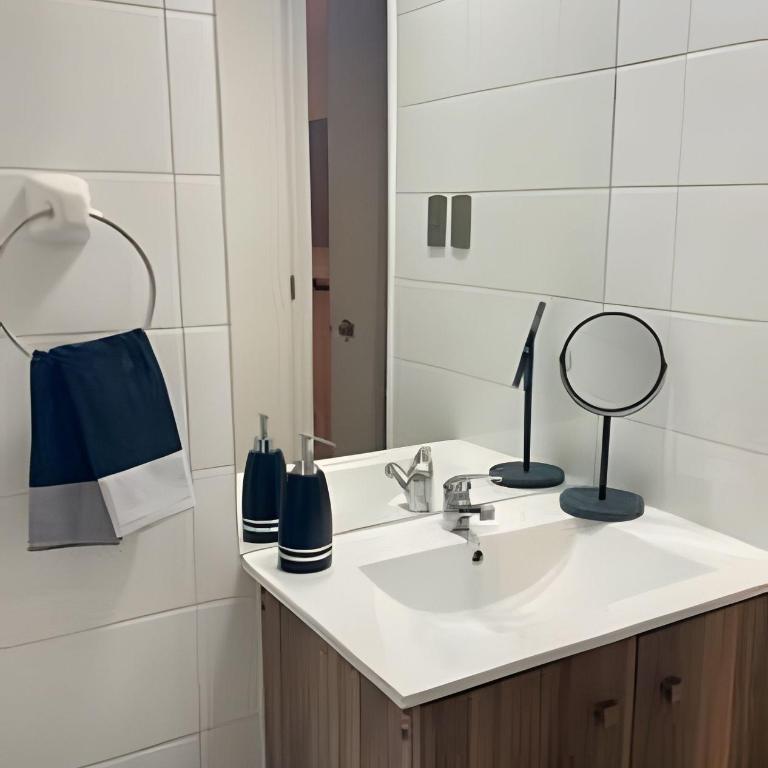 En el Corazon de La Florida II - One-Bedroom Apartment - 34