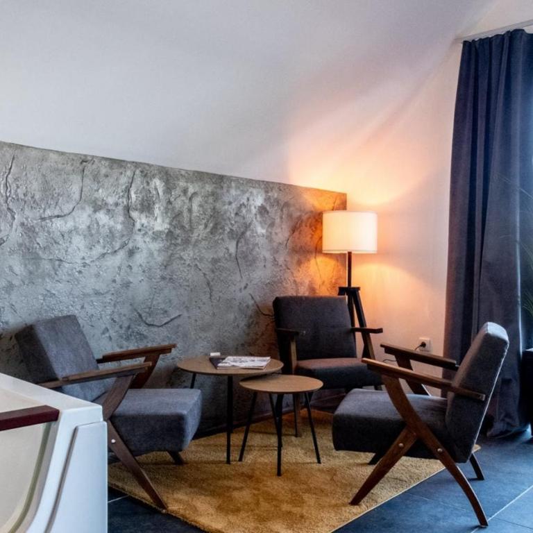 Taurunum View - One-Bedroom Apartment - 8