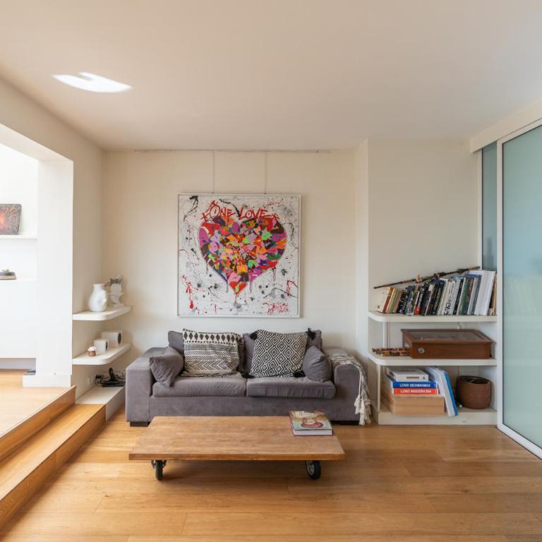 Breathtaking 2BD Apartment Roof-top Patio 19e! - Appartement - 1