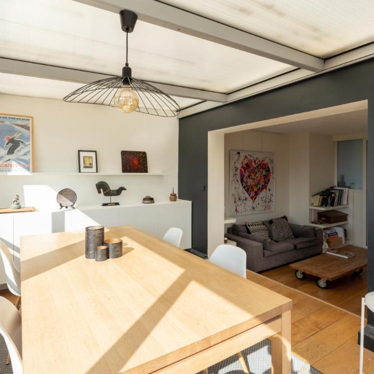 Breathtaking 2BD Apartment Roof-top Patio 19e! - Appartement - 15