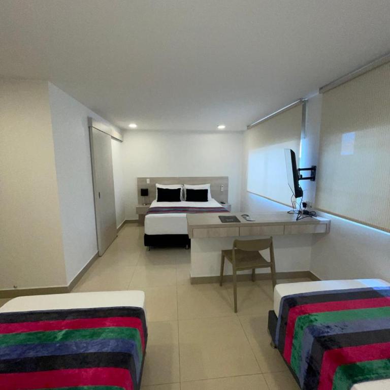 Hotel Suite Comfort - Family Room - 4