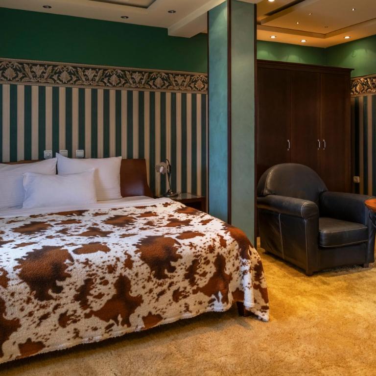 Garni Hotel Garson-Lux NS - Deluks Dvokrevetna Soba sa Bračnim Krevetom/Zasebnim Krevetima - 15