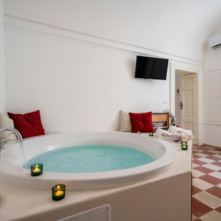 Dimora Sardaro Suites by BarbarHouse - Suite con Vasca Idromassaggio - 5