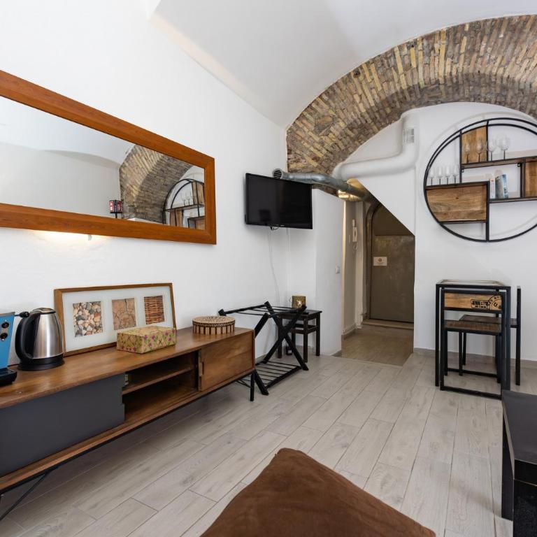 GuestHost - Rione VI Parione Cozy Flat - Appartamento con 1 Camera da Letto - 8