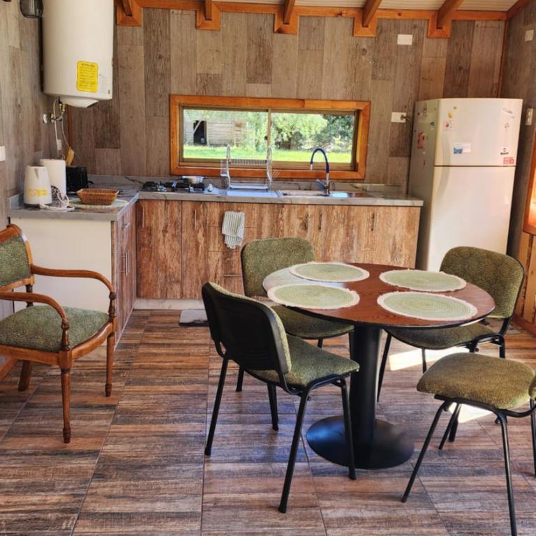 Cabaña Aventuras Colibri - Two-Bedroom House - 2