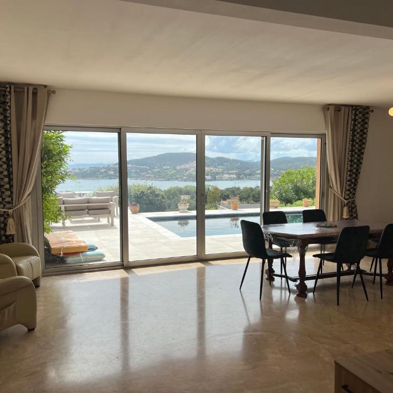 Villa 4 étoiles à Agay - Terrasse panoramique vue mer - Proximité à pied de la plage - Villa mit Meerblick - 8