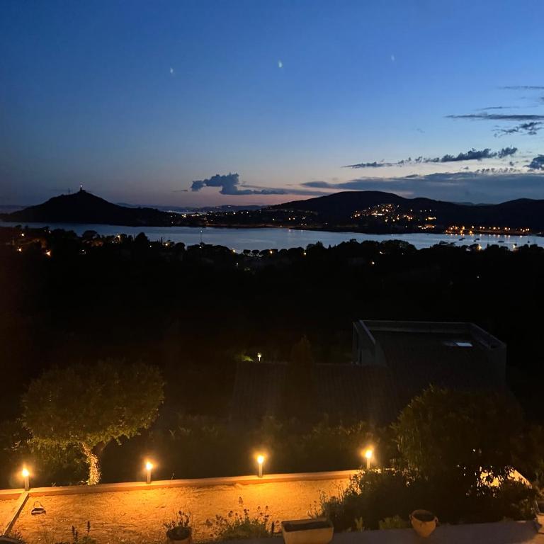 Villa 4 étoiles à Agay - Terrasse panoramique vue mer - Proximité à pied de la plage - Villa mit Meerblick - 30