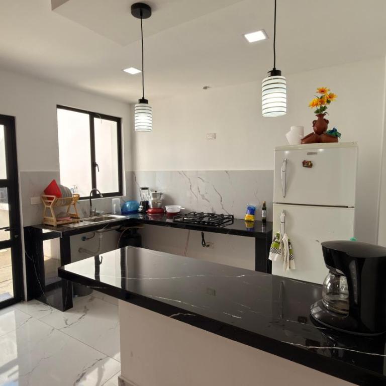 Casa moderna, amplia y acogedora Valentina - Four-Bedroom House - 14