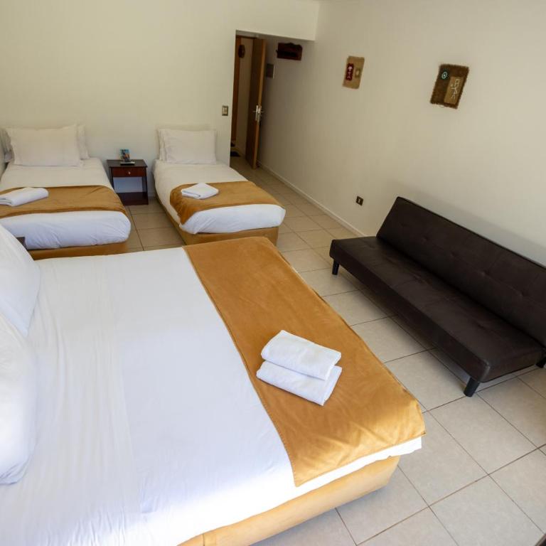 San Francisco Lodge - Superior Quadruple Room - 1