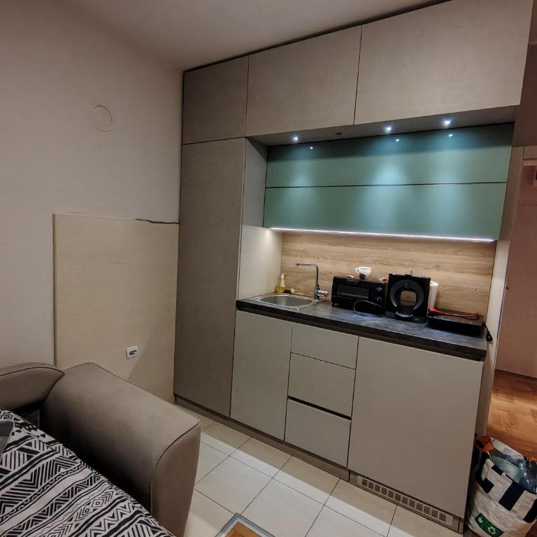 Queen Čair - Apartman sa 1 Spavaćom Sobom - 9