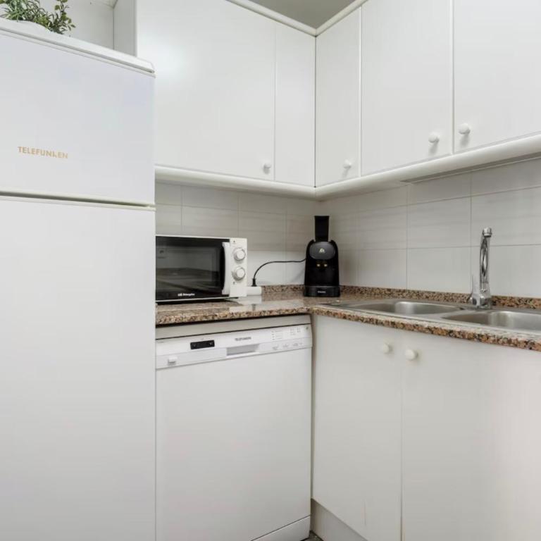 Pineda 318 - Two-Bedroom Apartment - 29