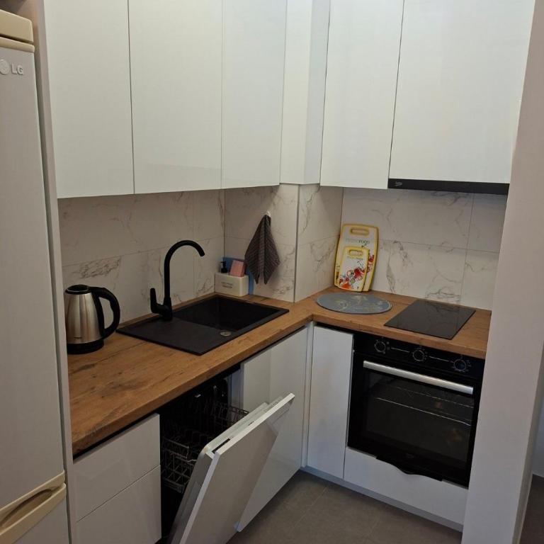 SteLa Apartman - Apartman s 1 Spavaćom Sobom i Balkonom - 11
