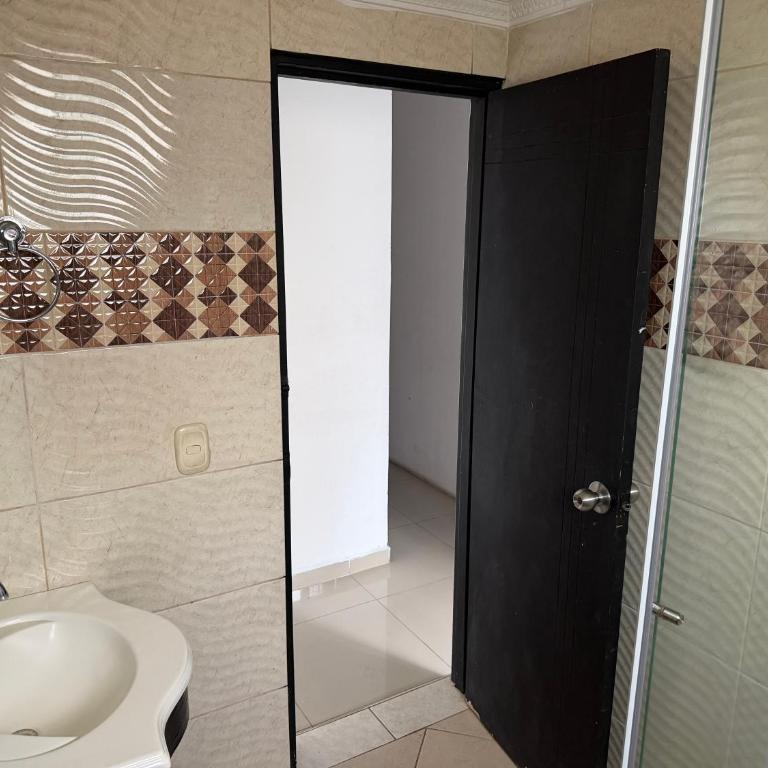 Apto-casa grande y espacioso, 6 habitaciones - Casa de 6 dormitorios - 3