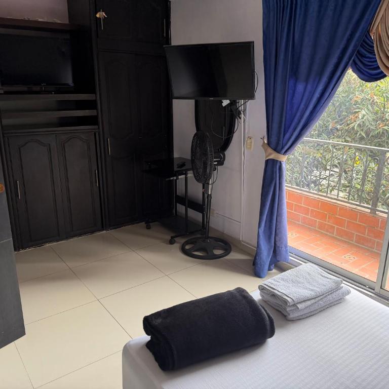 Apto-casa grande y espacioso, 6 habitaciones - Casa de 6 dormitorios - 12