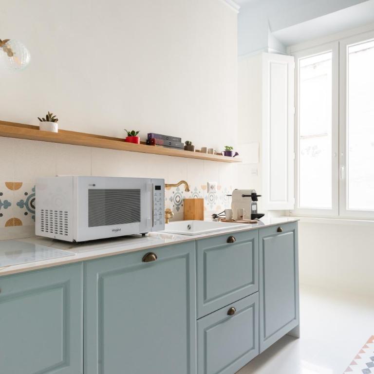 Luxury Stay al Colosseo - Eleganza nel Cuore di Roma - Appartamento con 2 Camere da Letto - 5