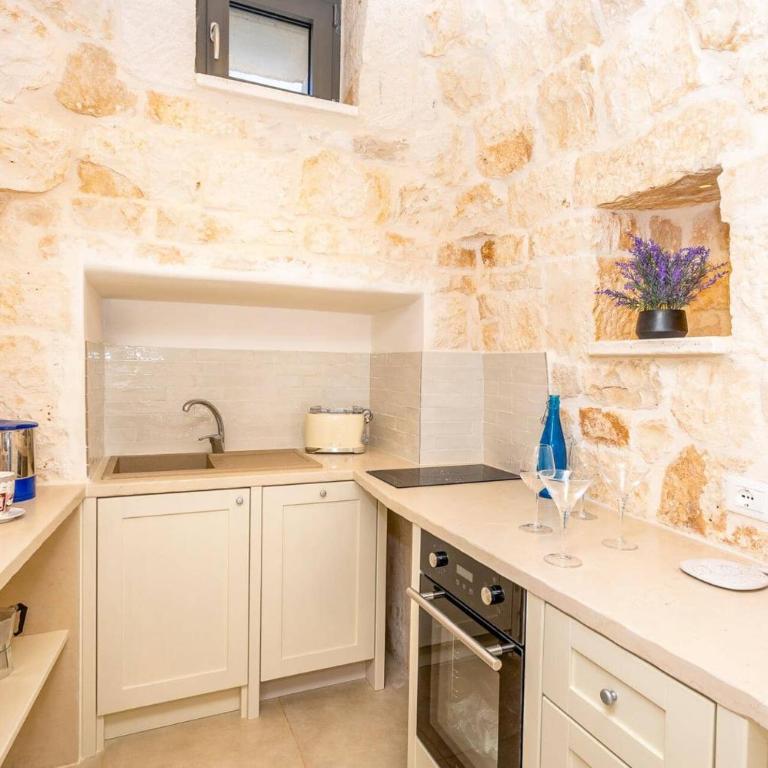 Villa Trullo Desideri by Villa Plus - Villa - 15