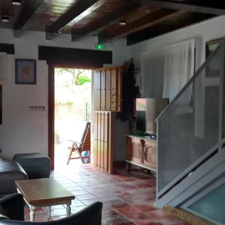 La casa de abajo - Two-Bedroom Townhouse - 2