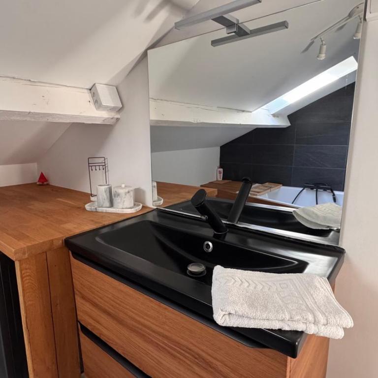 Studio avec vue mer à Pontaillac - Monolocale con Vista Mare - 14