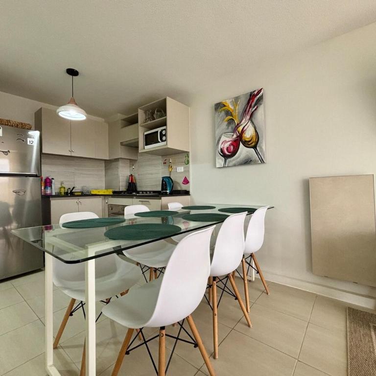 Elegante depto en Mirasol algarrobo - Three-Bedroom Apartment - 27