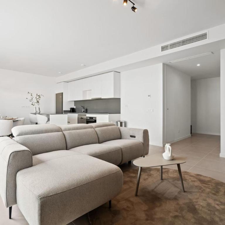 Luxury 3BR Aqua Gardens - Walk to Beach and Shared Pool - Apartamento - 10