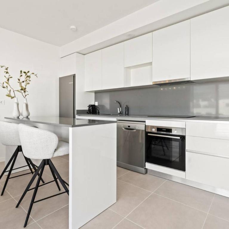 Luxury 3BR Aqua Gardens - Walk to Beach and Shared Pool - Apartamento - 13