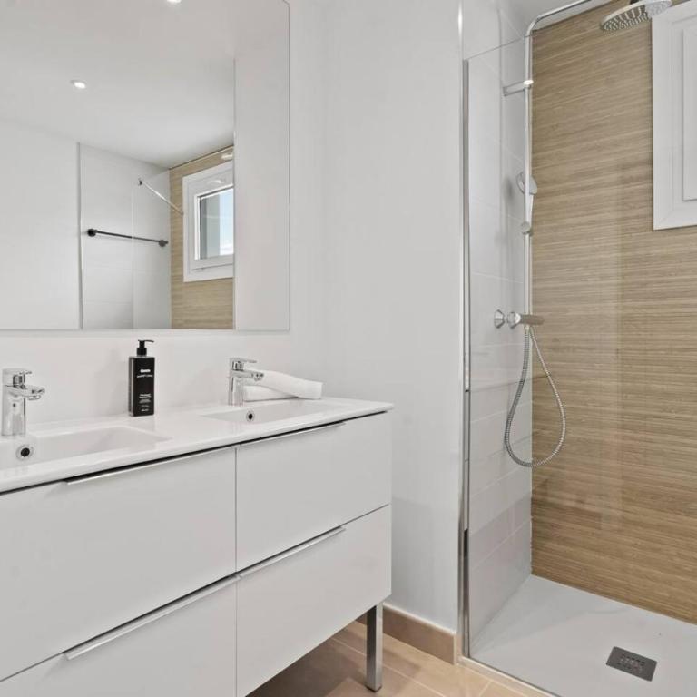Luxury 3BR Aqua Gardens - Walk to Beach and Shared Pool - Apartamento - 15