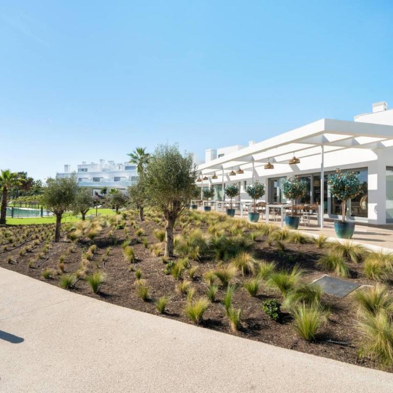 Luxury 3BR Aqua Gardens - Walk to Beach and Shared Pool - Apartamento - 25