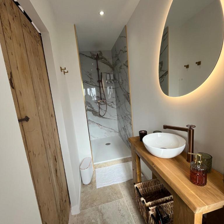 L Ecrin de Gambetta - Maison cosy intra-muros avec parking inclus - Haus mit 3 Schlafzimmern - 51