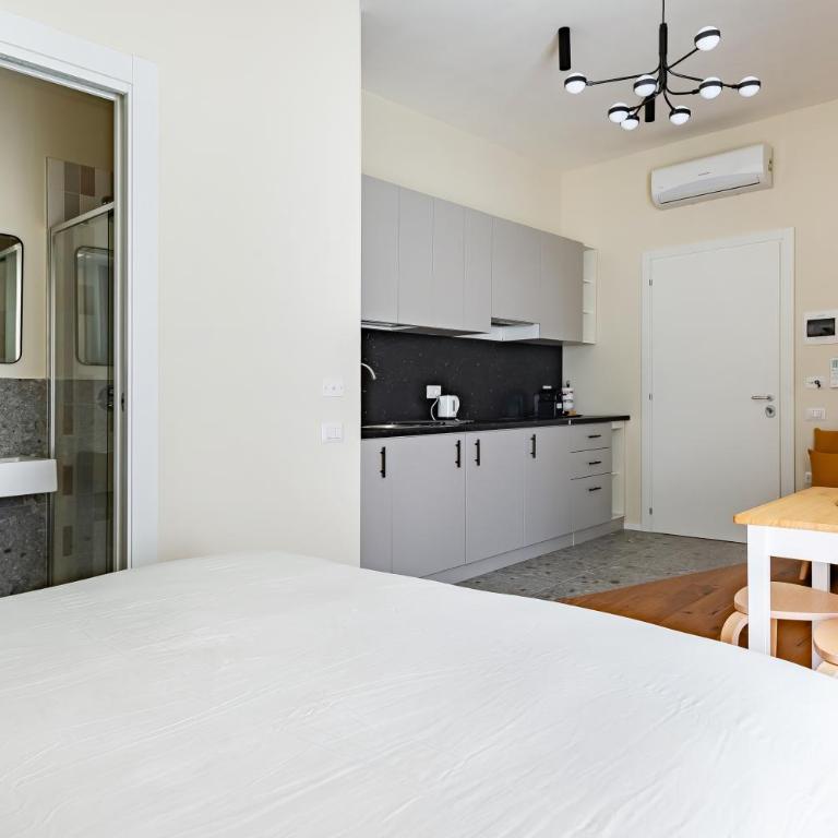 Piccinni 133 - Standard Double Room - 3